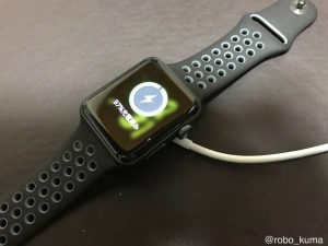 【Apple Watch】 買った初日でトラブル。充電出来ない(+_+)。 | 2階からMac